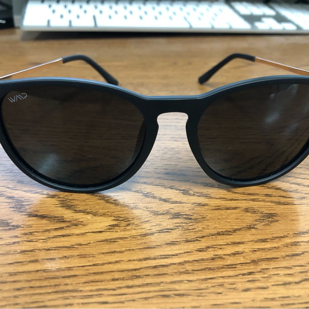 WMP Black Sunglasses